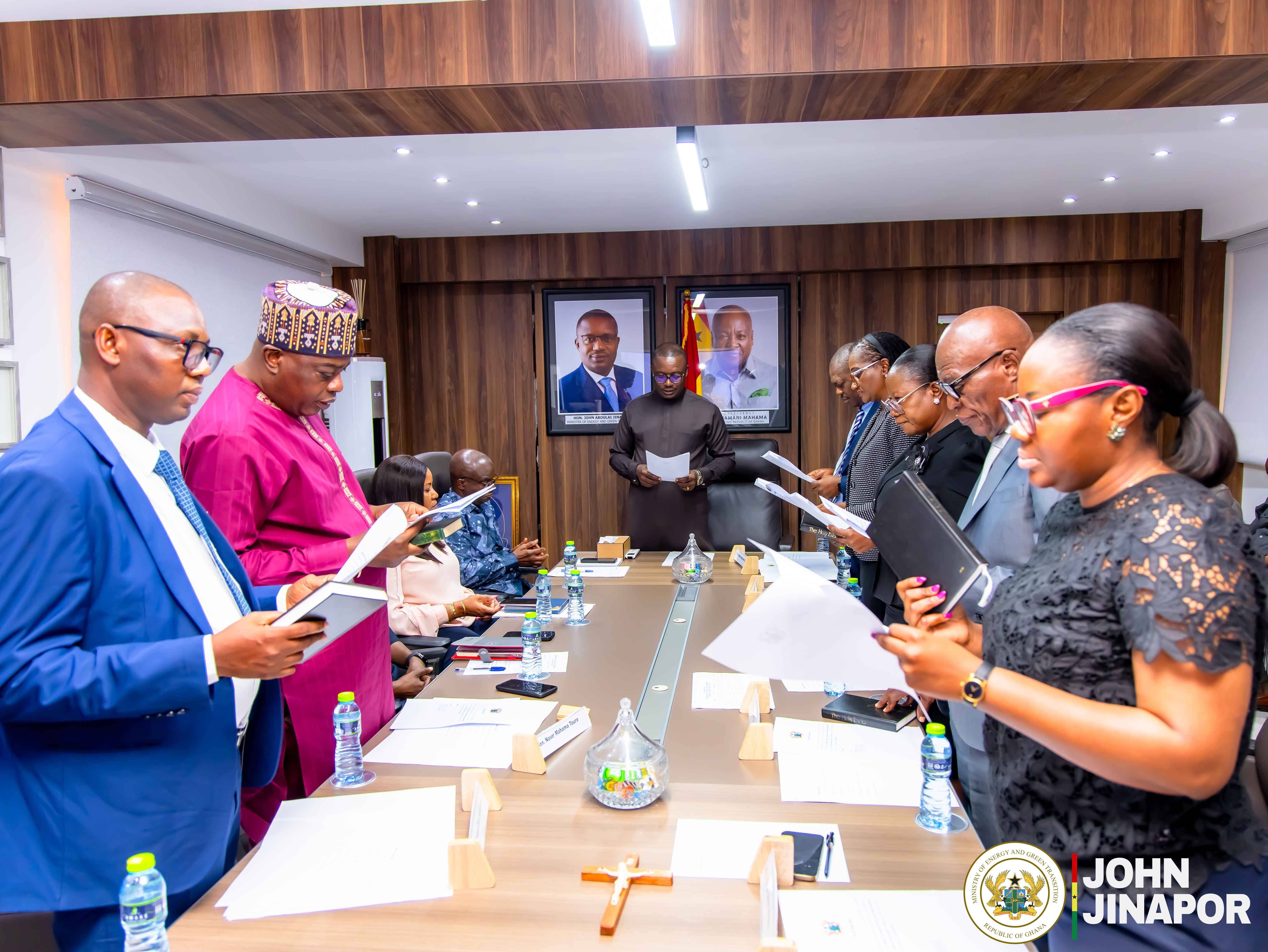 Energy Minister inaugurates New Energy Commission Board