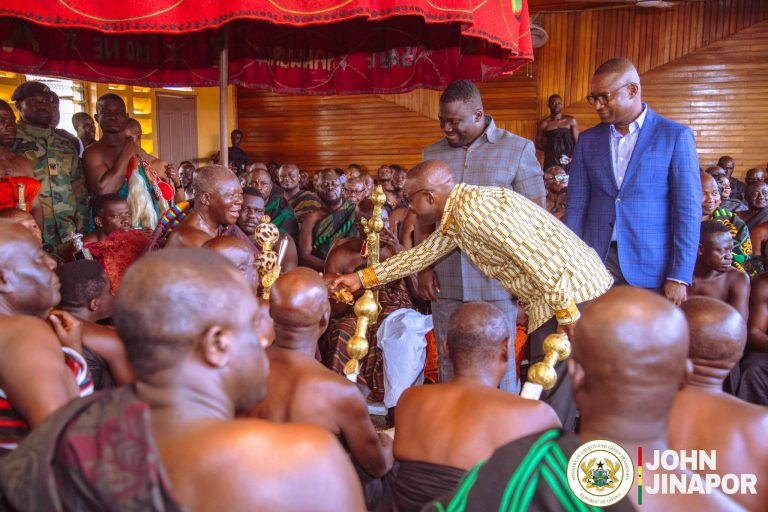 HON. JINAPOR ASSURES OTUMFOUR OF IMPROVED POWER SUPPLY IN KUMASI.
